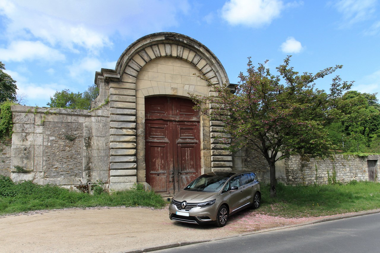 Renault Espace 5 200 tCe Initiale Paris (30)